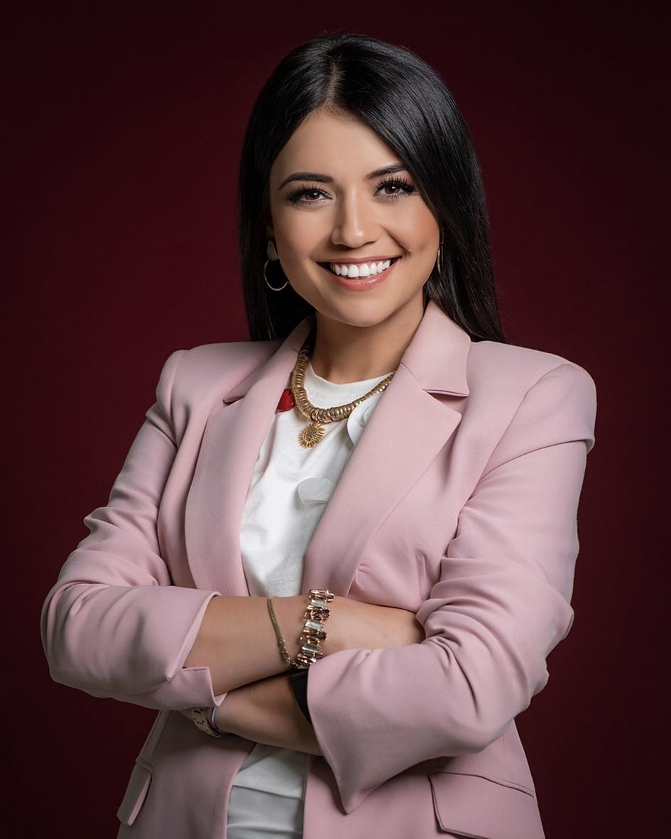 B&uuml;şra Odabaşoğlu